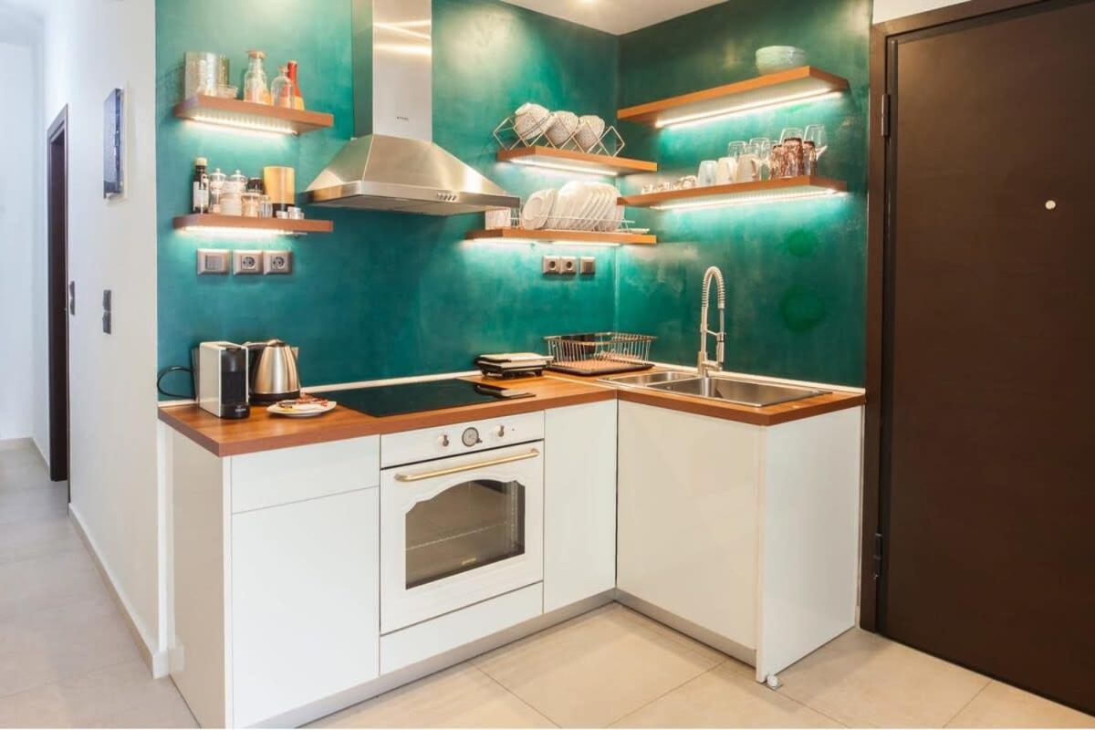Beautiful Elegant Apartment Next To Monastiraki Athènes Extérieur photo