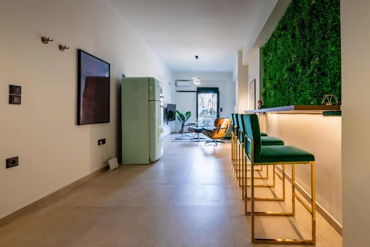 Beautiful Elegant Apartment Next To Monastiraki Athènes Extérieur photo